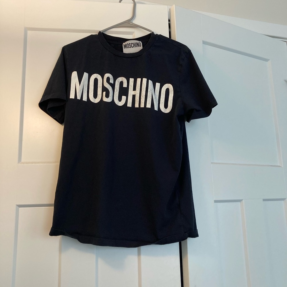 Moschino t shirt